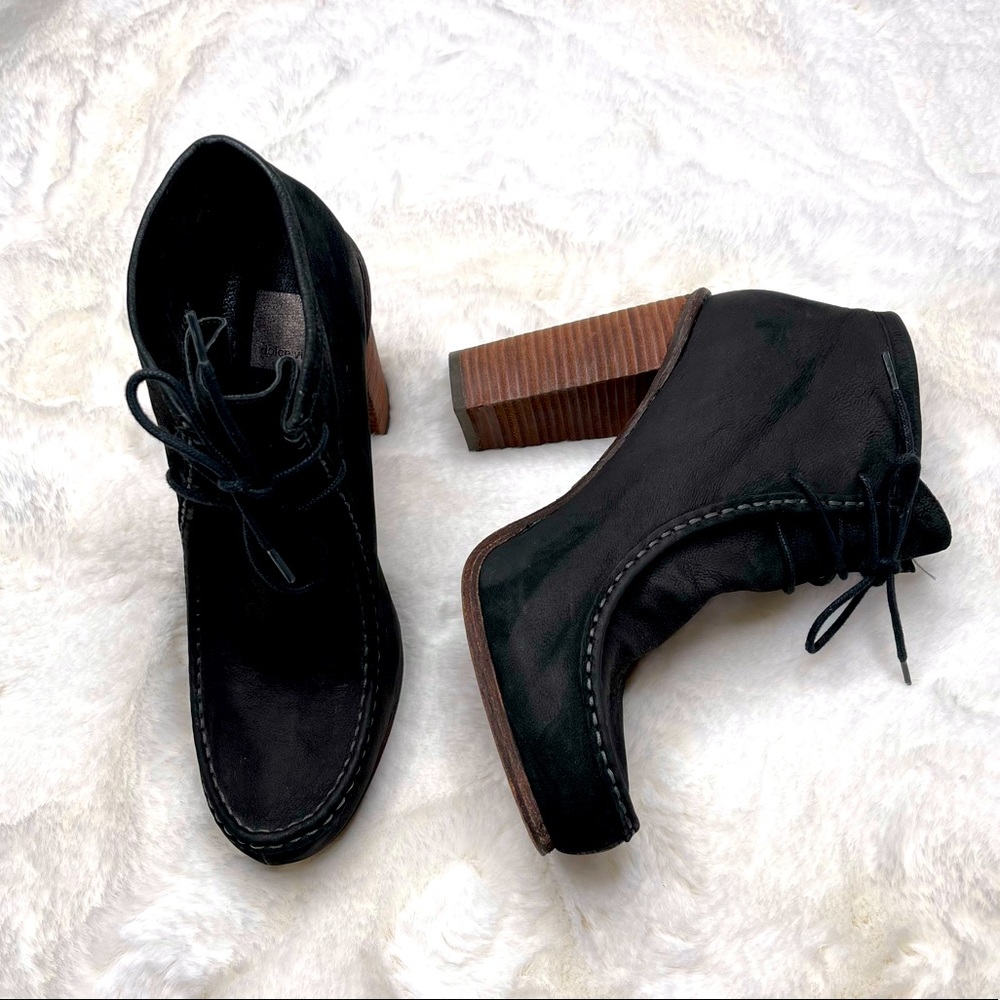 Dolce Vita 10 black leather booties